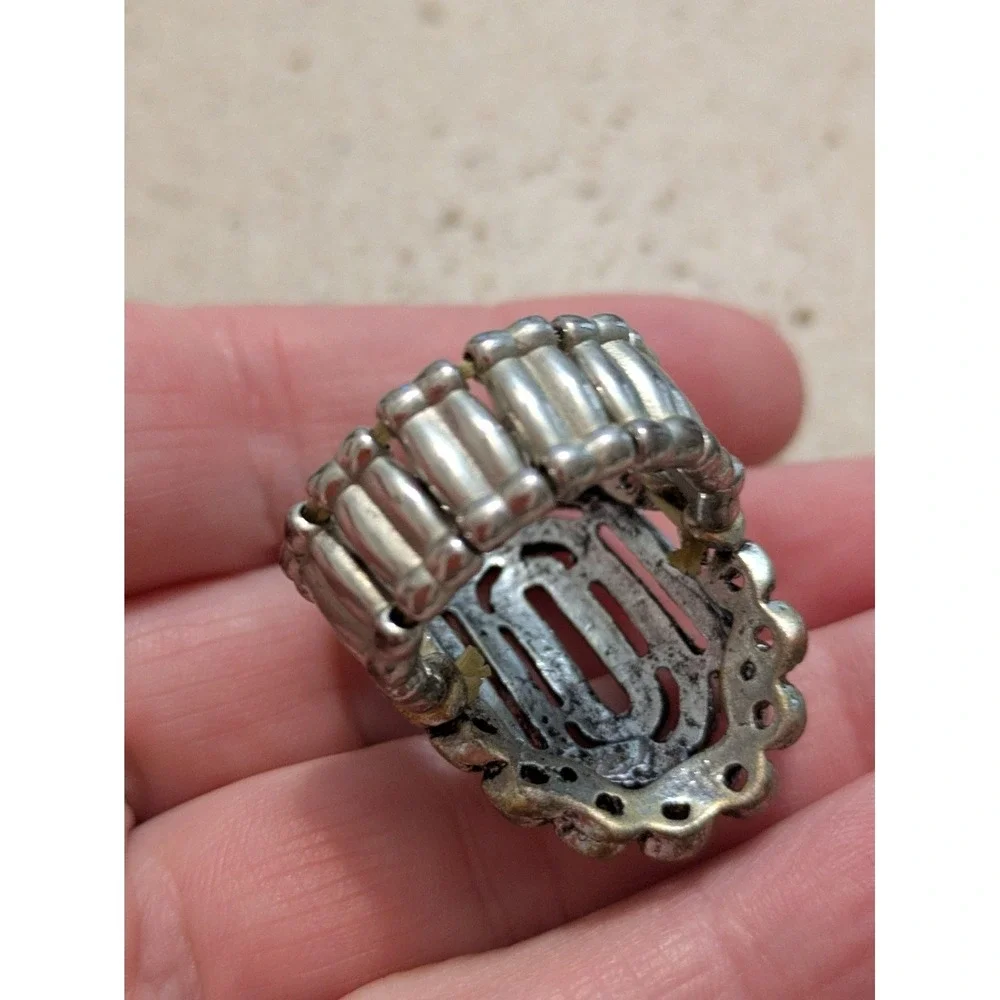 Ornate Silver Tone Stretch Ring Size 9 Oval Shape Victorian Revival Statement